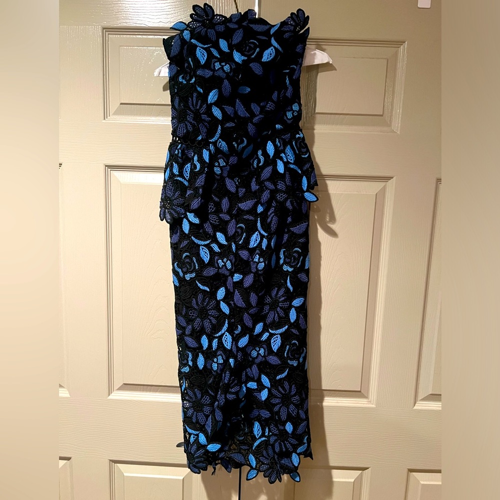 ELIATT strapless floral women’s dress. Size small. Worn once.